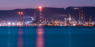 Tupras-Izmit-Rafinerisi8217nde-Patlama-Yangin-Kontrol-Altinda-featured