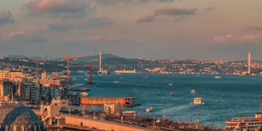 Hurmuz-Bogazi8217nda-Yeni-Donem-Iran-Gecis-Ucretlerini-Riyal-ile-Istiyor-featured