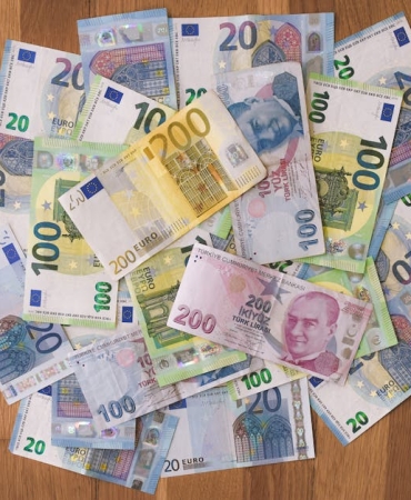 Borsa-Istanbul-Gune-Dususle-Basladi-BIST-100-10.702-Puanda-featured